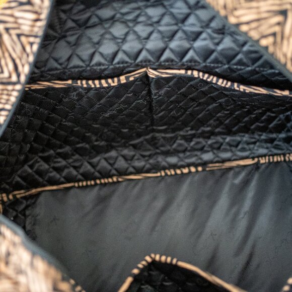 Vera Bradley - Weekender Bag - Animal Print - Signature Quilt Textile - Picture 4 of 13